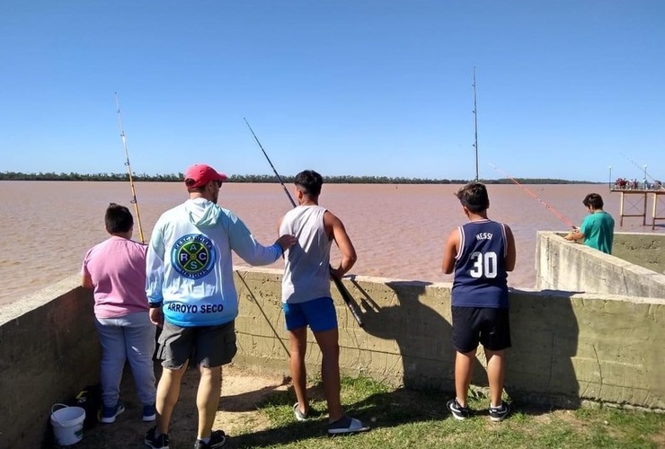 Imagen de La Escuelita de Pesca de los Pescadores Unidos del Rowing Club, retornarán con sus clases