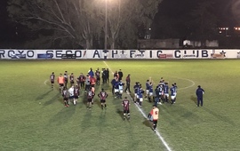 Imagen de F&uacute;tbol 1era Divisi&oacute;n: A.S.A.C. le gan&oacute; 2 a 0 como local a Sportivo Figherense.
