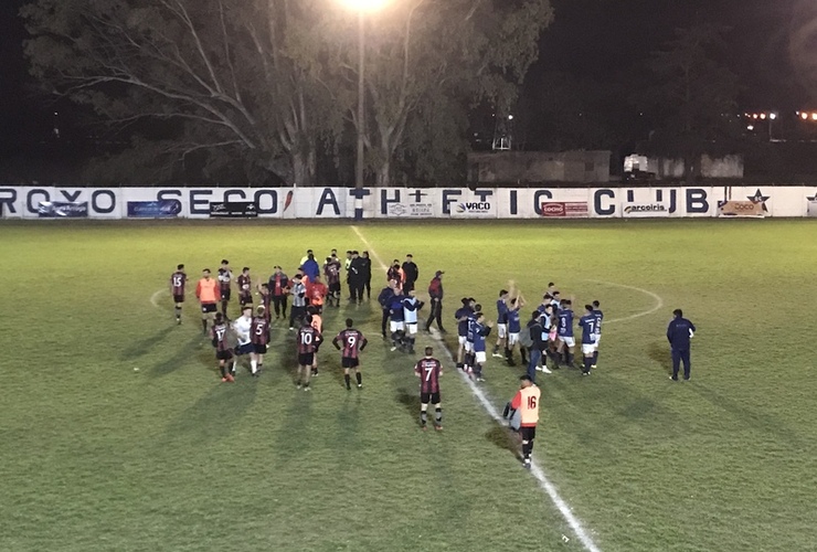 Imagen de Fútbol 1era División: A.S.A.C. le ganó 2 a 0 como local a Sportivo Figherense.