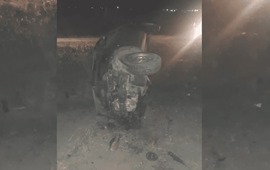 As&iacute; qued&oacute; el veh&iacute;culo volcado.