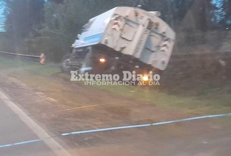 Imagen de Sufrió un imprevisto y terminó en la cuneta