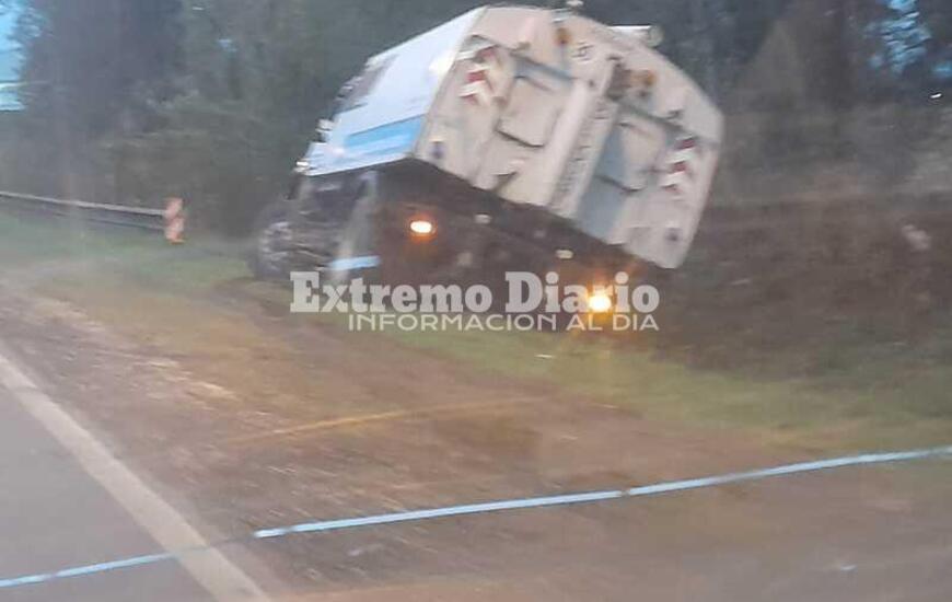 Imagen de Sufri&oacute; un imprevisto y termin&oacute; en la cuneta