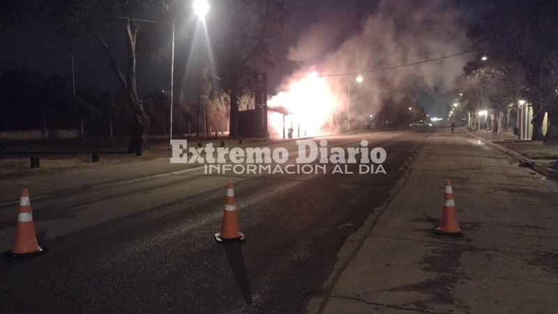 Imagen de Incendio en un puesto de artesanos de Pueblo Esther