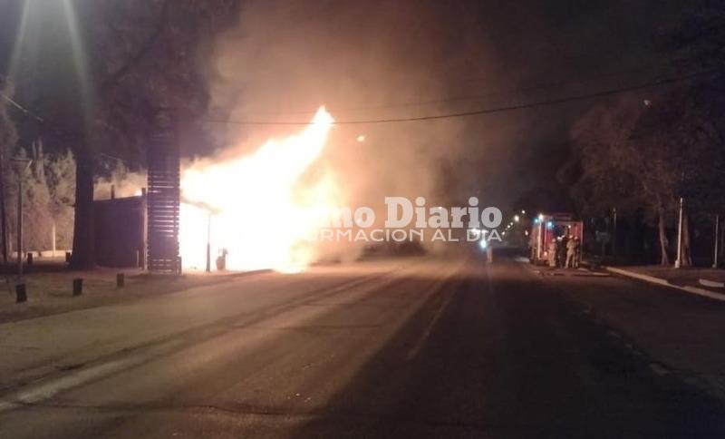 Imagen de Incendio en un puesto de artesanos de Pueblo Esther