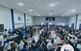 Imagen de Se realiz&oacute; con &eacute;xito el Bingo de Central Argentino de Fighiera, organizado por los padres de F&uacute;tbol Infanto-Juvenil.
