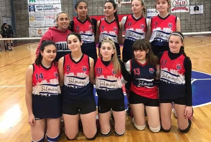 Imagen de La Sub 16 y Sub 18 femenina del C.A.T. vencieron a Echesortu y Estudiantil en condición de local