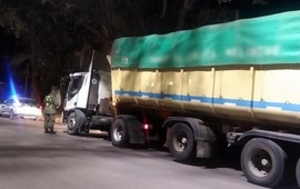 El veh&iacute;culo termin&oacute; secuestrado junto a su cargamento.