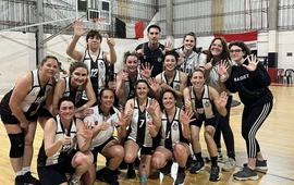 Imagen de B&aacute;squet: El Maxi Femenino de Uni&oacute;n, venci&oacute; a Banco 1 en Semifinales y pas&oacute; a la Final del torneo.