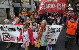 En Rosario los docentes analizan realizar una nueva movilizaci&oacute;n esta semana. (Alan Monz&oacute;n/Rosario3)