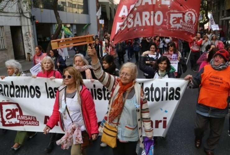 En Rosario los docentes analizan realizar una nueva movilización esta semana. (Alan Monzón/Rosario3)