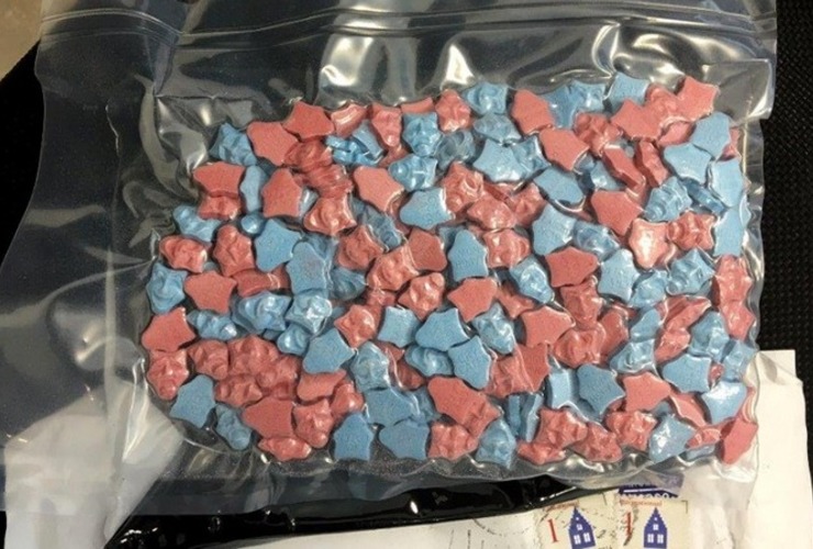 Imagen de Secuestraron m&aacute;s de 1500 pastillas de &eacute;xtasis provenientes de Holanda