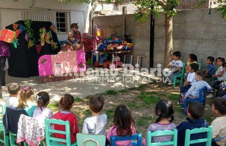 Imagen de Teatro para los m&aacute;s chicos en el Centro de Cuidado Infantil
