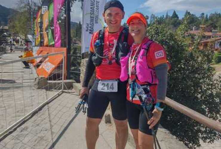 Imagen de Maria L. Cipettini y José L. Chávez, corrieron una Ultra Maratón de 50 km en Córdoba y obtuvieron medallas.