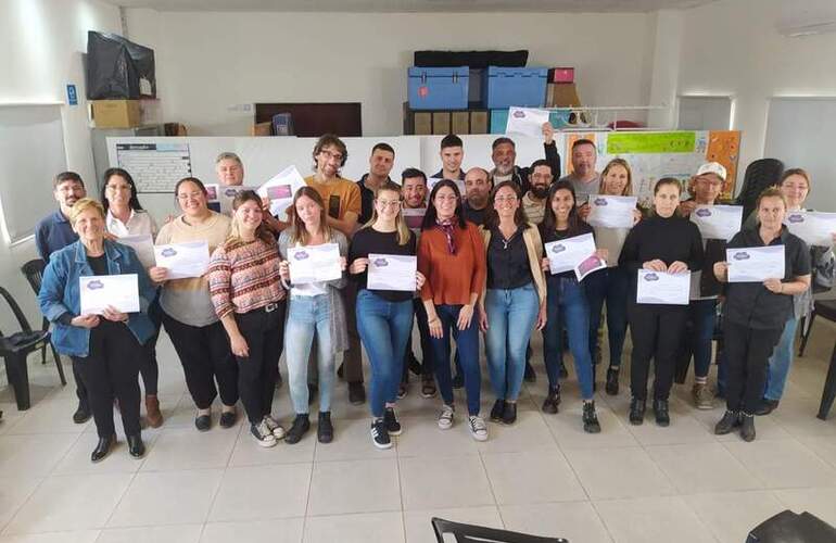 Personal administrativo de la comuna participó de la jornada.
