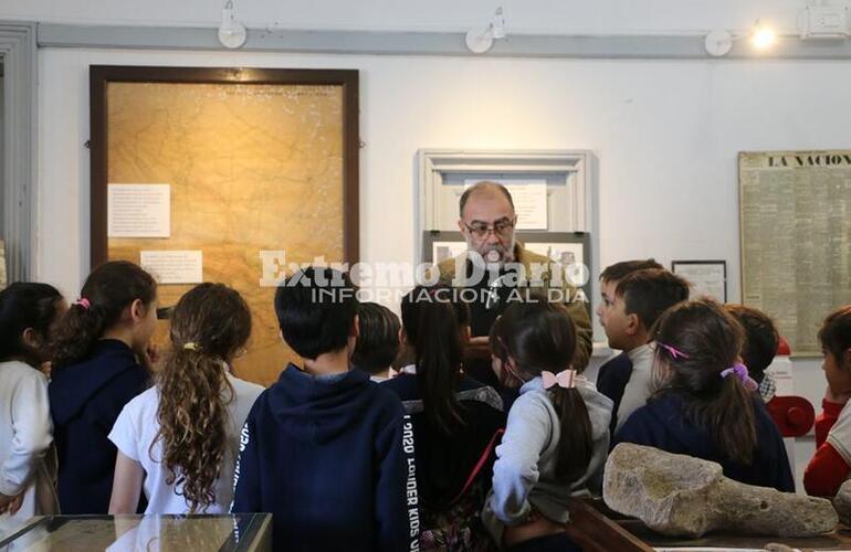 Imagen de Alumnos de la escuela Fiscal visitaron el Museo Municipal