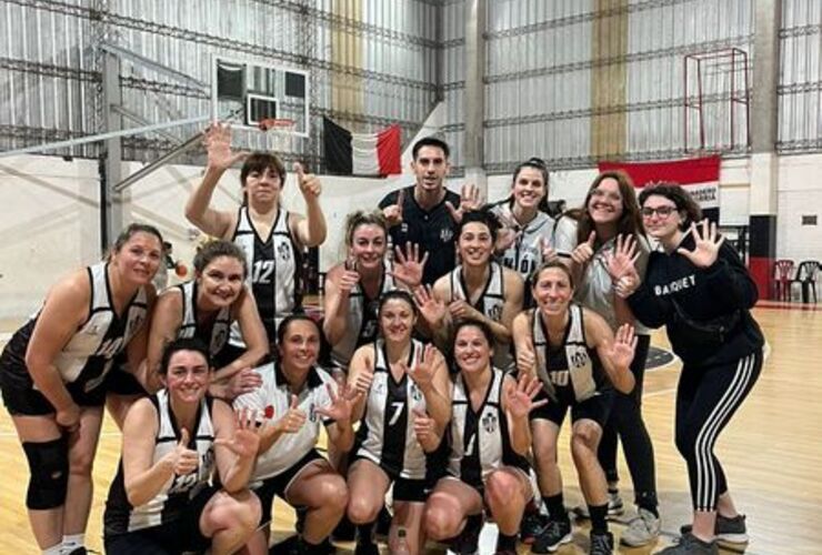 Imagen de Básquet Femenino: C.A.U. pasó a la Final del torneo ante Banco 2.