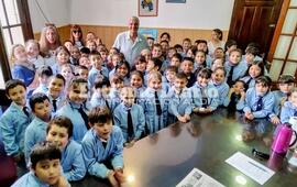 Imagen de Alumnos de la escuela Santa Luc&iacute;a visitaron la Municipalidad