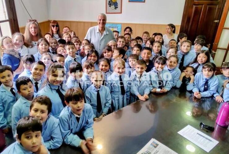 Imagen de Alumnos de la escuela Santa Lucía visitaron la Municipalidad