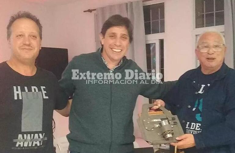 Imagen de Eliseo Trillini presento "La Mafia detrás de la Pelota" en Fighiera