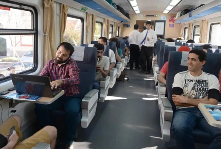 Después de 23 años, en abril volvió a circular el tren Rosario-Retiro. (Foto: S. Salinas)