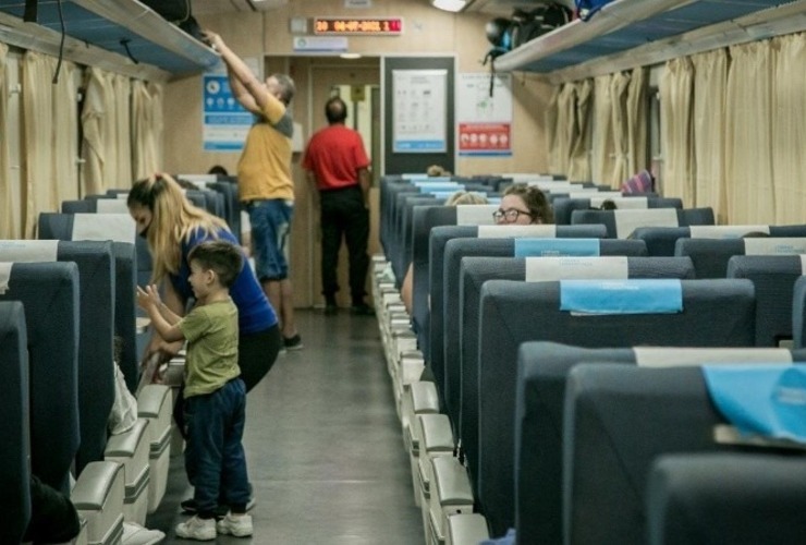 Imagen de El Ministerio de Transporte destac&oacute; el intenso movimiento en trenes, aviones y colectivos  hacia destinos tur&iacute;sticos