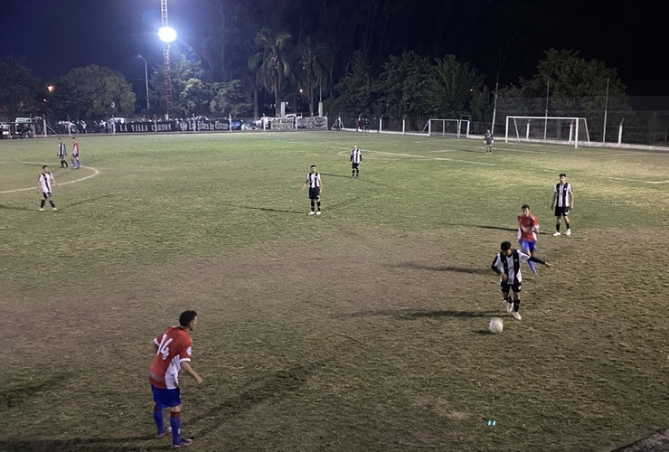 Imagen de Unión venció 1 a 0 a Independiente en cancha de Pavón y es puntero del campeonato