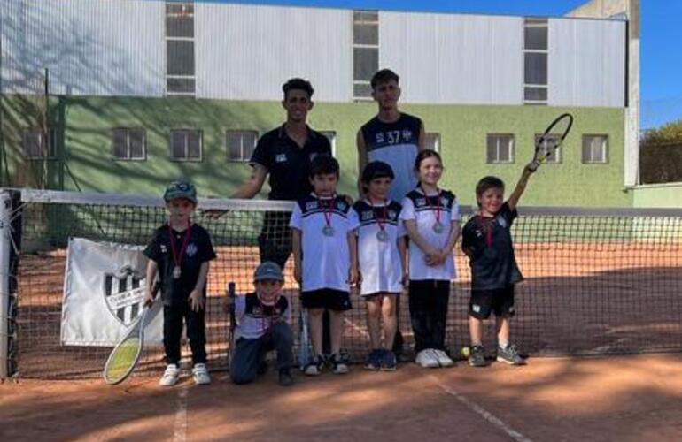 Imagen de Encuentro de Mini Tenis en Uni&oacute;n, con jornada recreativa.