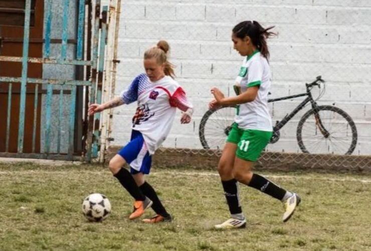 El equipo femenino de La Estación sigue firme.