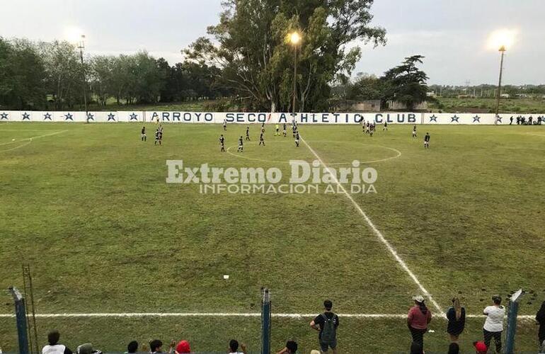 Imagen de Confirmado: Athletic y Uni&oacute;n se enfrentar&aacute;n el Gabino Machuca el s&aacute;bado a las 15 y 17hs