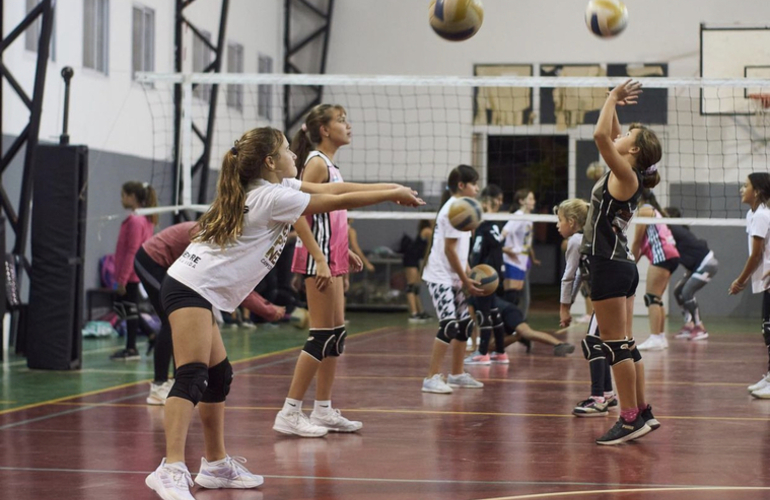 Imagen de El Vóley Femenino de Unión, tendrá actividad jueves, viernes y sábado con partidos de local y visitante.