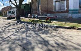 Imagen de Vandalizaron un domicilio en Independencia al 800: �Voy a tener una reuni&oacute;n con todos los vecinos porque esto no va m&aacute;s�
