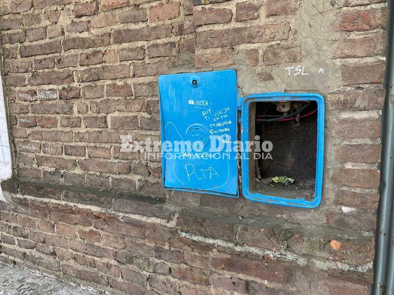 Imagen de Vandalizaron un domicilio en Independencia al 800: �Voy a tener una reuni&oacute;n con todos los vecinos porque esto no va m&aacute;s�