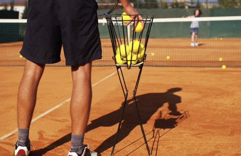 Imagen de 18 de Octubre: Día Nacional del Profesor de Tenis en Argentina.