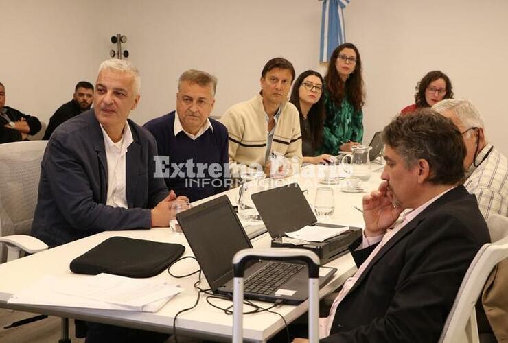 Imagen de Jornada histórica en Buenos Aires: Se abrieron los sobres de licitación para la obra del intercambiador de "El Ombú"