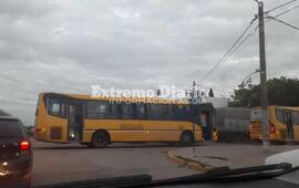 Imagen de Choferes de colectivos lanzaron nuevo paro de 72 horas para la semana pr&oacute;xima