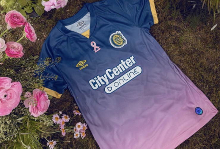 Imagen de Rosario Central sacó una nueva camiseta en homenaje a la lucha contra el cáncer de mama