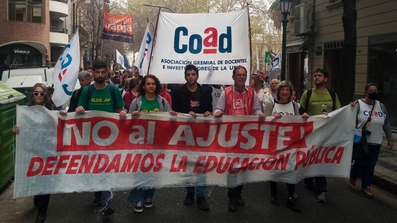 Tras las jornadas de lucha de septiembre, los docentes de la UNR vuelven al paro el pr&oacute;ximo martes.