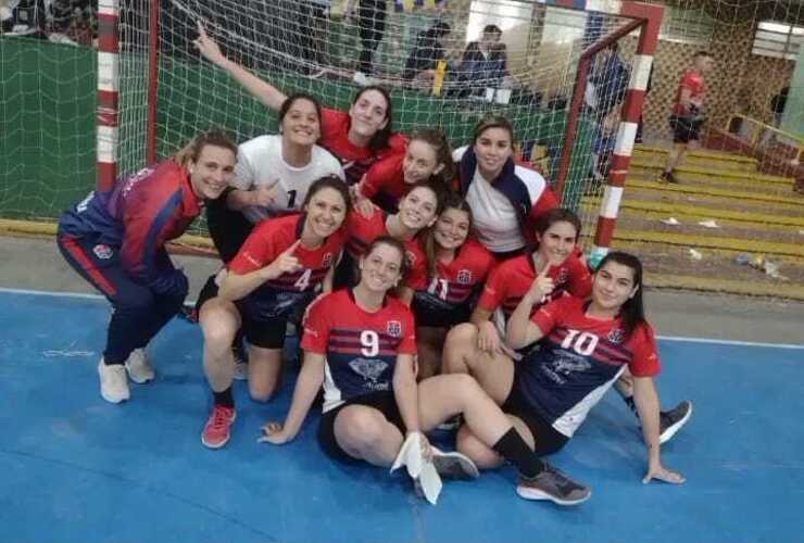 Imagen de Handball Femenino: C.A.T., jugó un partido amistoso y ganó 32 a 25 ante Nueva Aurora.