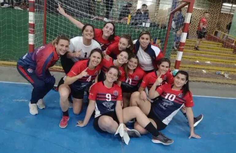 Imagen de Handball Femenino: C.A.T., jugó un partido amistoso y ganó 32 a 25 ante Nueva Aurora.