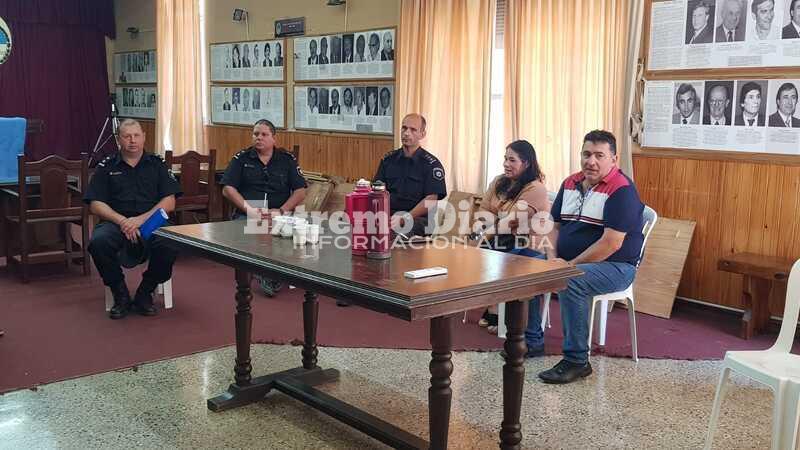 Imagen de Reuni&oacute;n por seguridad en Arroyo Seco