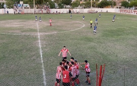 Imagen de Athletic cay&oacute; 2 a 0 contra Riberas del Paran&aacute; en el partido de ida de los Cuartos de Final