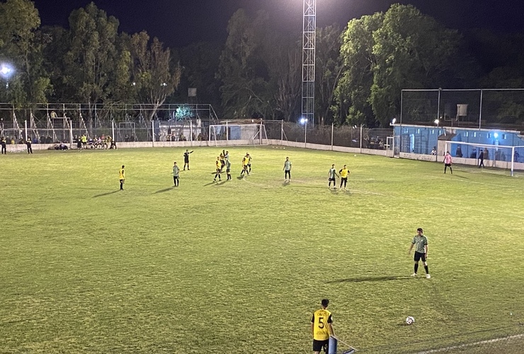 Imagen de Atlético Empalme y Empalme Central empataron 0 a 0 por los Cuartos de Final de Ida