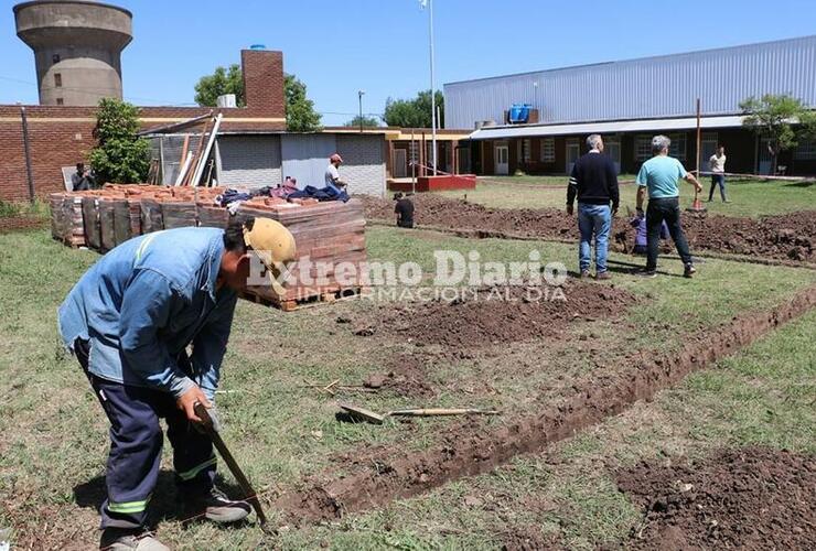 Imagen de Continúa la construcción del Sum de la E.E.T.P. N°650