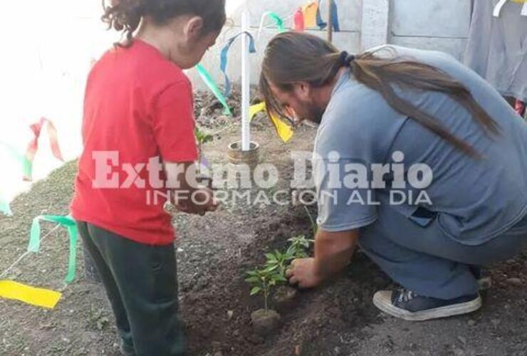 Imagen de El vivero municipal trabaja junto al Centro de Cuidado Infantil