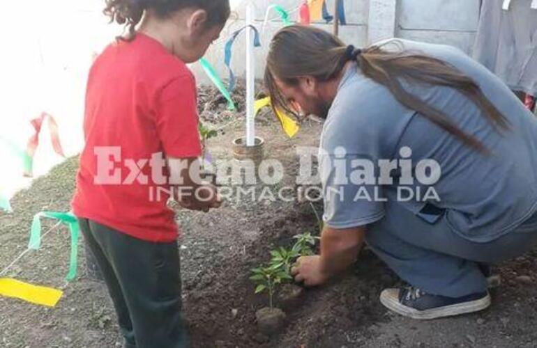 Imagen de El vivero municipal trabaja junto al Centro de Cuidado Infantil