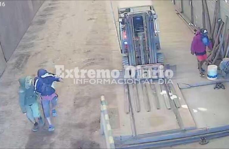 Foto: captura video de cámara de seguridad.