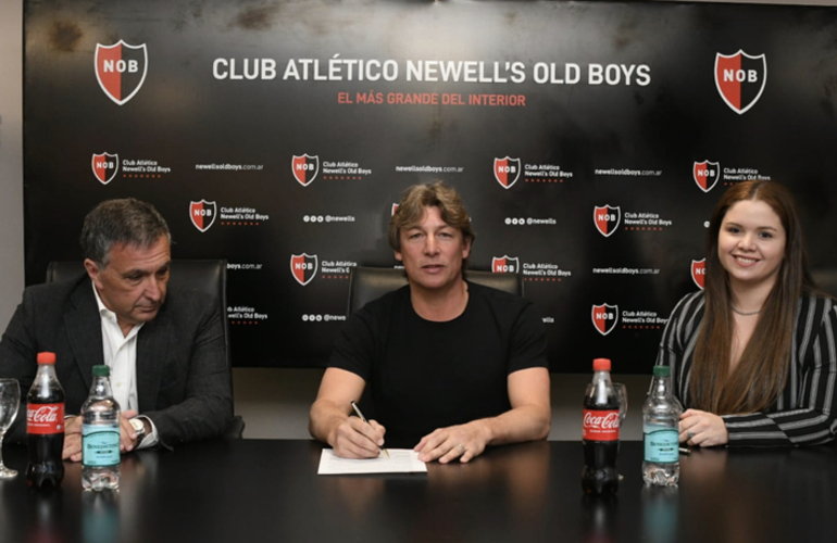 Imagen de Gabriel Heinze, estampó la firma y ya es nuevo Director Técnico de N.O.B.