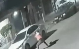 Tiroteo en Budge: un polic&iacute;a de la Ciudad abati&oacute; un motochorro que intent&oacute; asaltarlo. (Foto: captura de video)