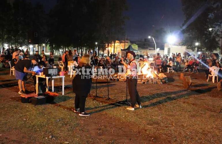 Imagen de Fighiera: Fog&oacute;n hist&oacute;rico por el D&iacute;a de la Tradici&oacute;n