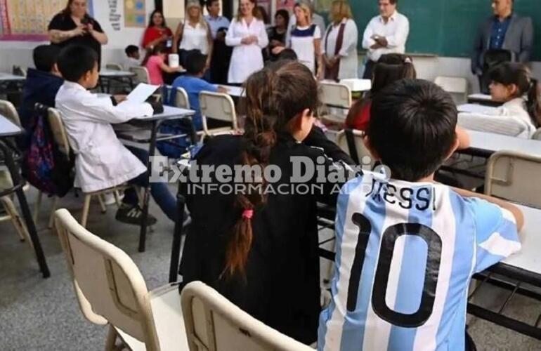 Imagen de Docentes de la provincia esperan la circular con indicaciones para trabajar contenidos relacionados con el Mundial